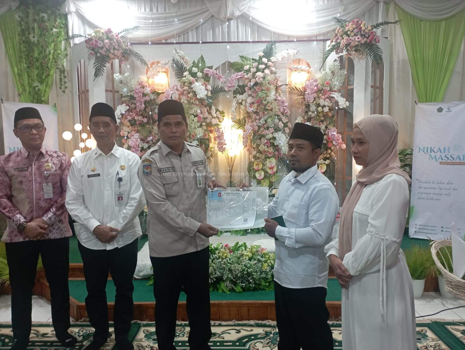 Disdukcapil Barito Kuala Hadiri Nikah Massal “Peaceful Muharram 1447 H”