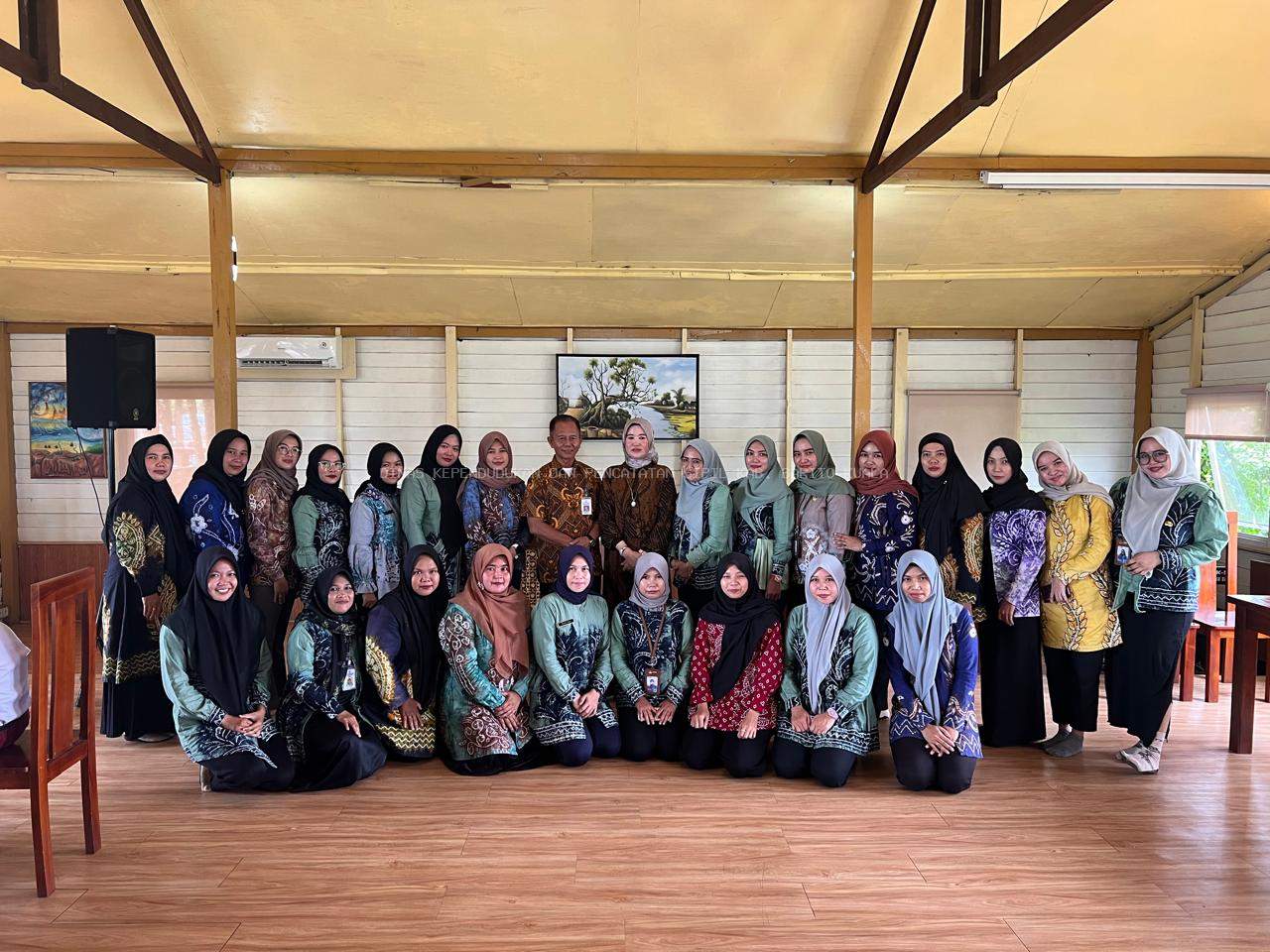 Disdukcapil Barito Kuala Gelar Acara Perpisahan dan Syukuran Lulusan P3K Tahap I Tahun 2025